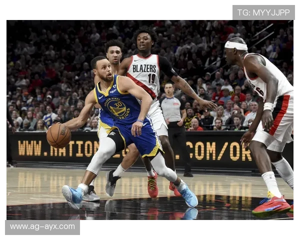 克莱离队传闻不断，勇士老将命运成谜