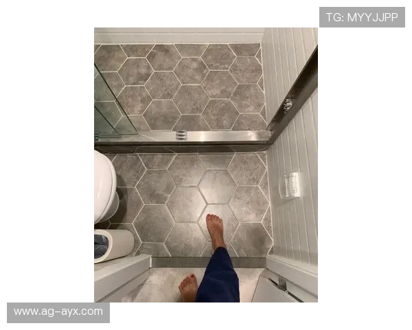 劳塔罗致命插入禁区肋部抽射得手:速度、空间与完美执行的软文之旅