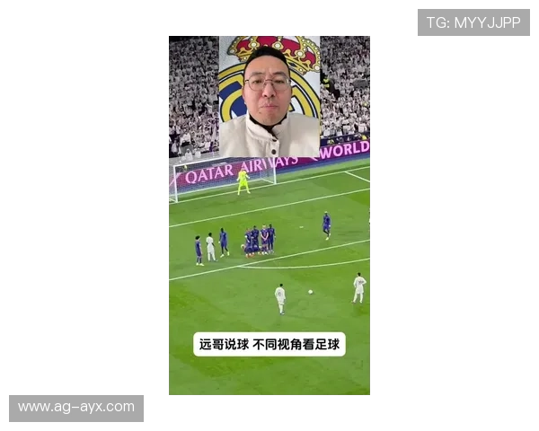 姆巴佩底线处连续假动作骗过门将分球